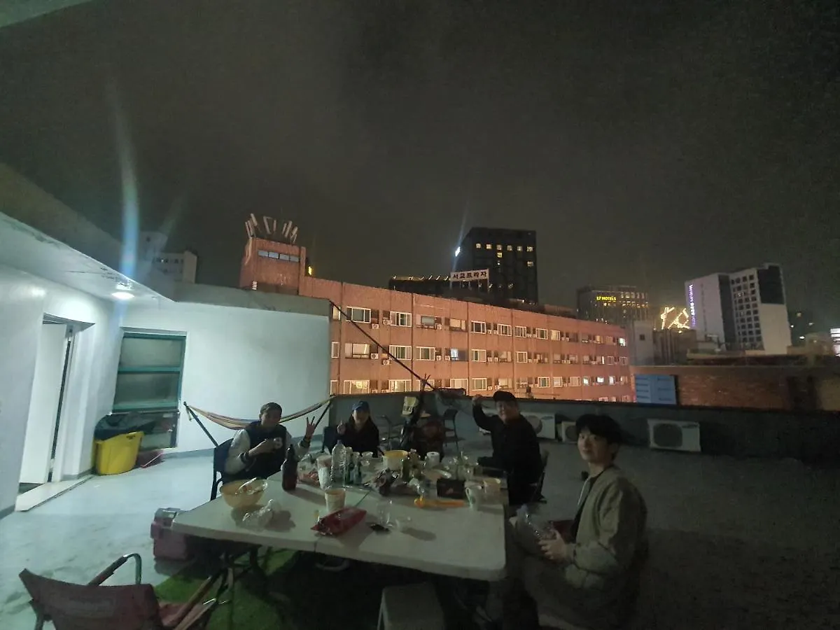 Hongdae Jin'S Paradise Hostel Seoul 0*,  South Korea