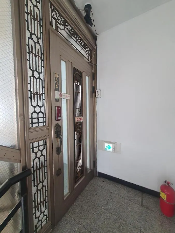 Hongdae Jin'S Paradise Hostel Seoul South Korea