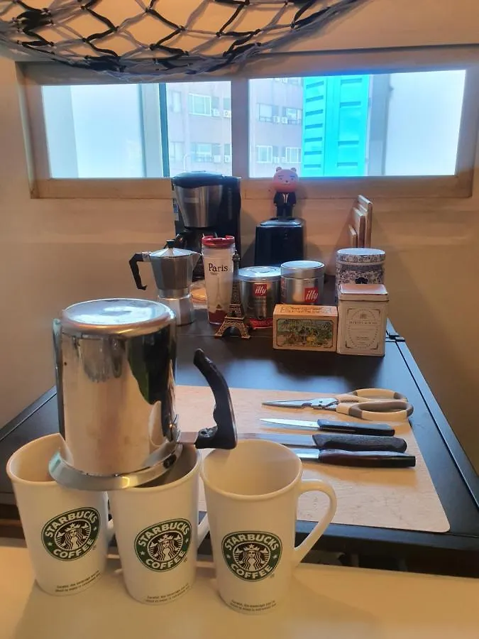 Hongdae Jin'S Paradise Hostel Seoul 0*,  South Korea