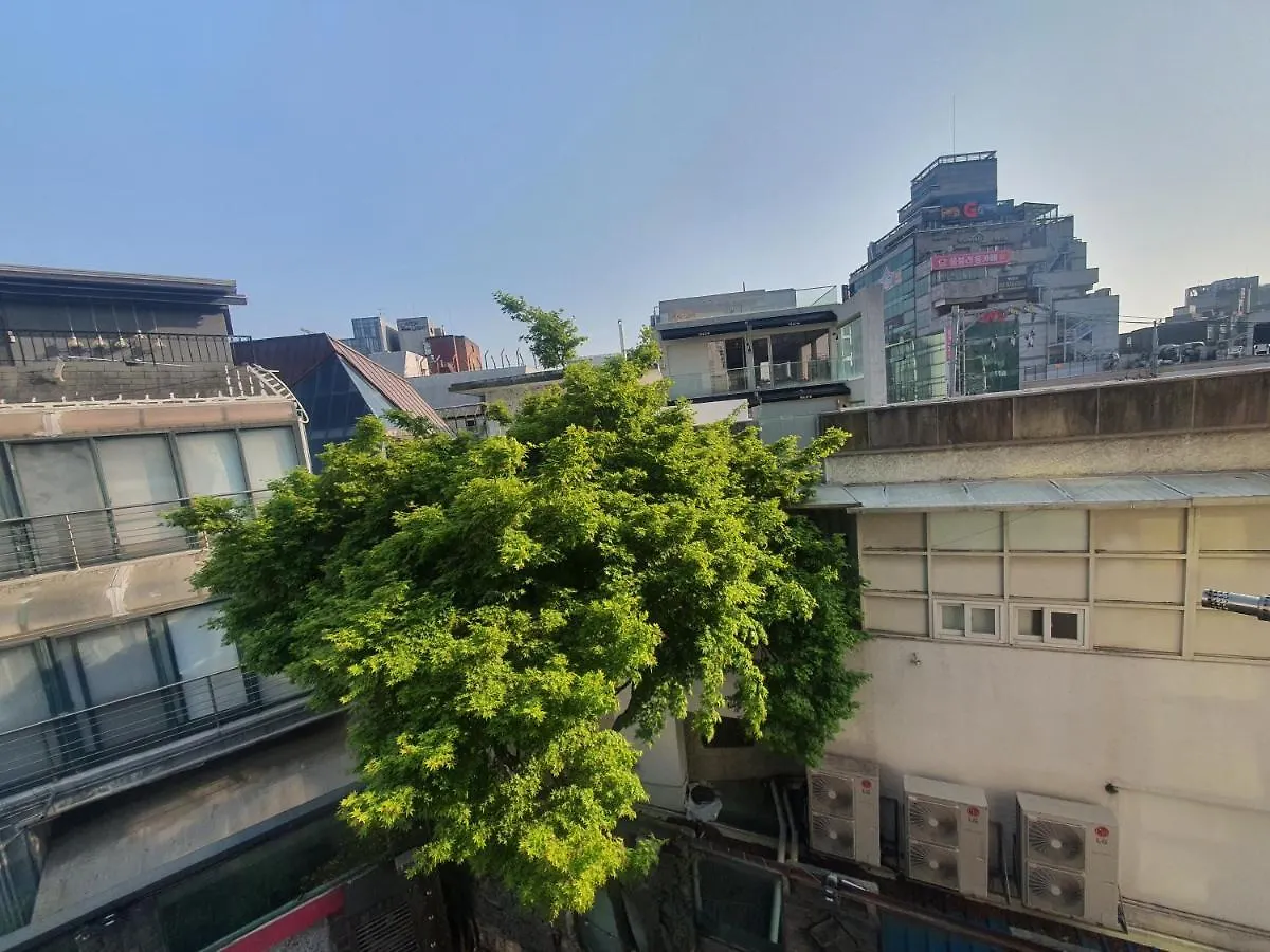 Hongdae Jin'S Paradise Hostel Seoul 0*,  South Korea